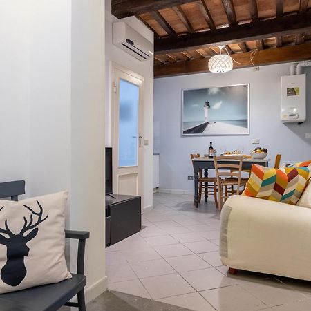 Piazza Dei Cavalieri Confortable Apartment Pise Extérieur photo